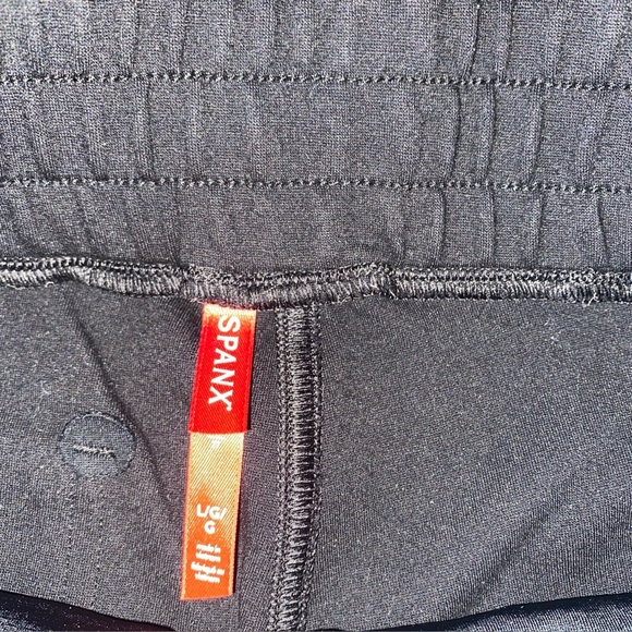 Spanx | Women’s SZ Large | Black Pull On The Perfect Pant Ankle Joggers | Cozy - Picture 5 of 8